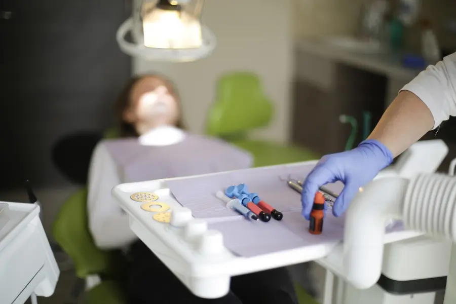 Aprire uno studio dentistico: i passi da seguire